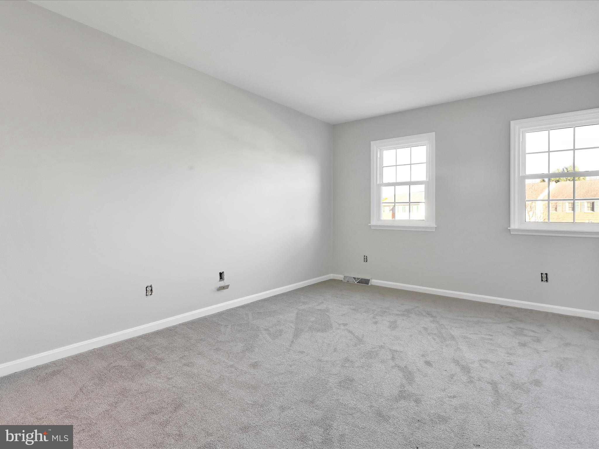 89 Laurie Lane Lititz, PA 17543 - Photo 11 of 26 Primary Bedroom