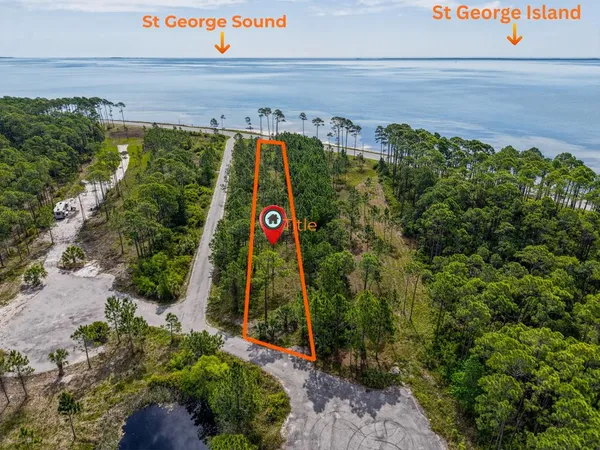 $80,000 | 1493 Highway 98, Eastpoint, FL 32328
