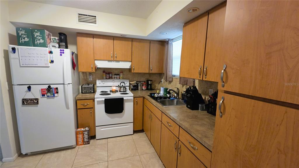 1636 Hayworth Road Port Charlotte, FL 33952 - Photo 6 of 19 Gallery Image 6