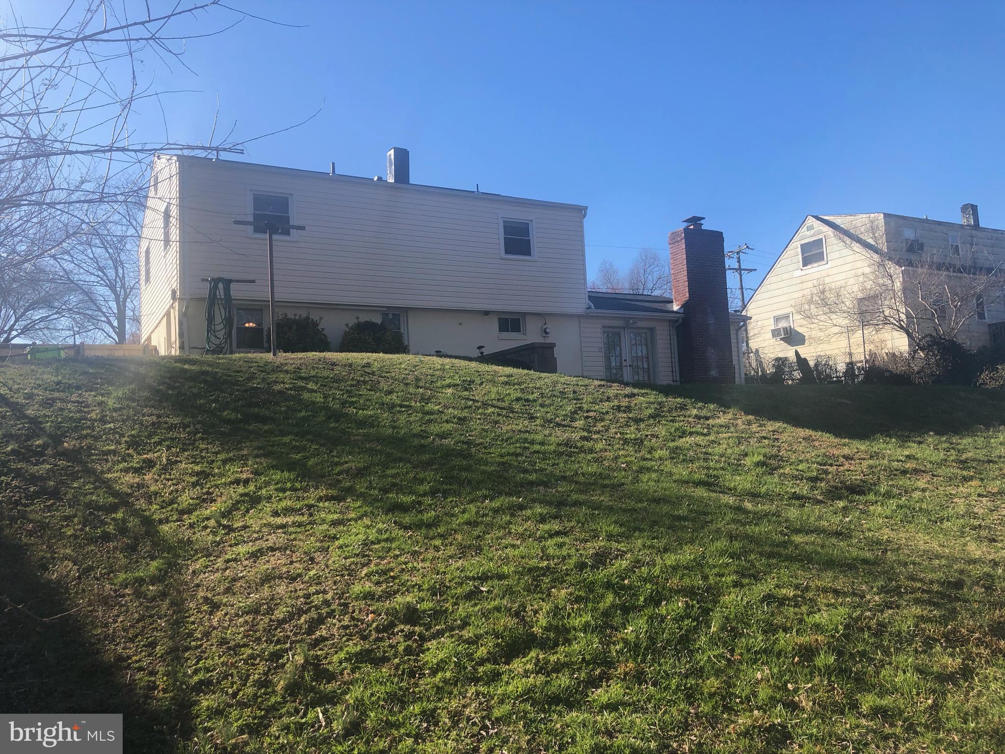 15401 Michigan Rd. Woodbridge, VA 22191 - Photo 24 of 24 Back of the house