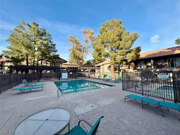 $1,550 | 2750 South Durango Drive, Unit 1064, Las Vegas, NV 89117