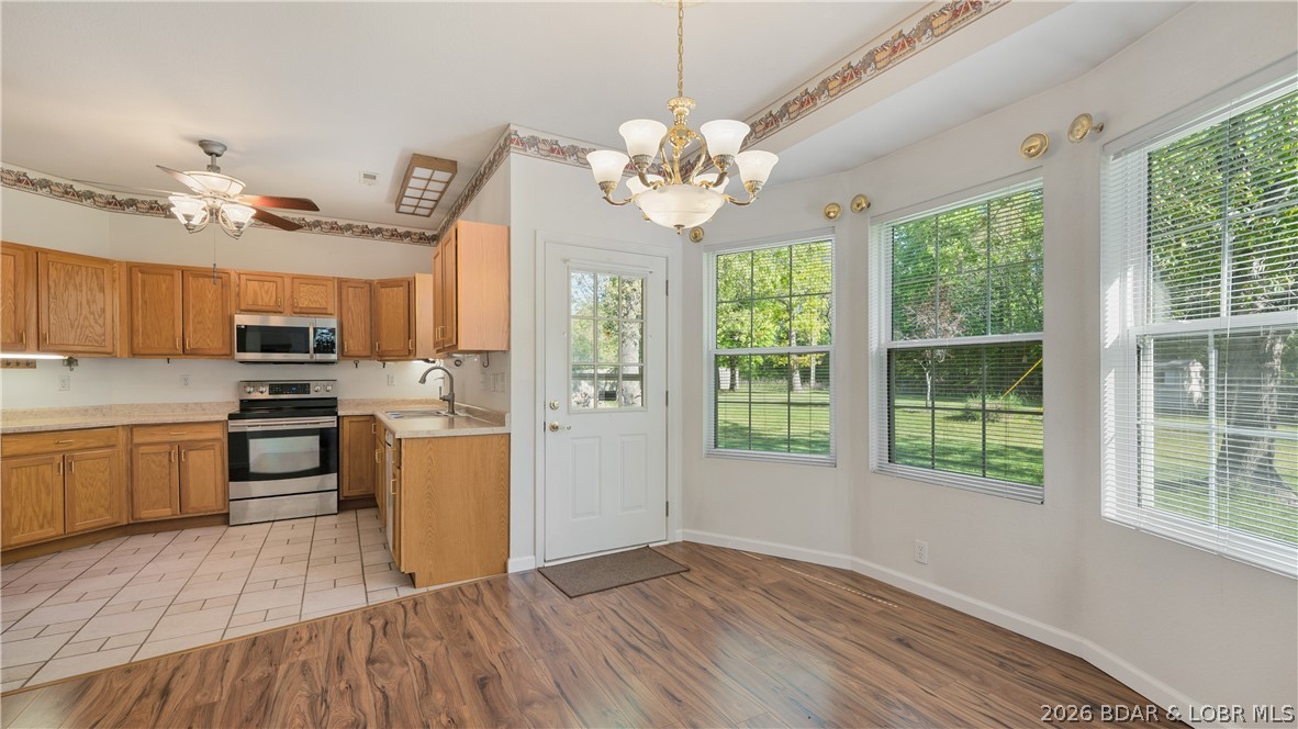 1725 Oak Bend Road Northeast Sunrise Beach, MO 65079 - Photo 5 of 31
