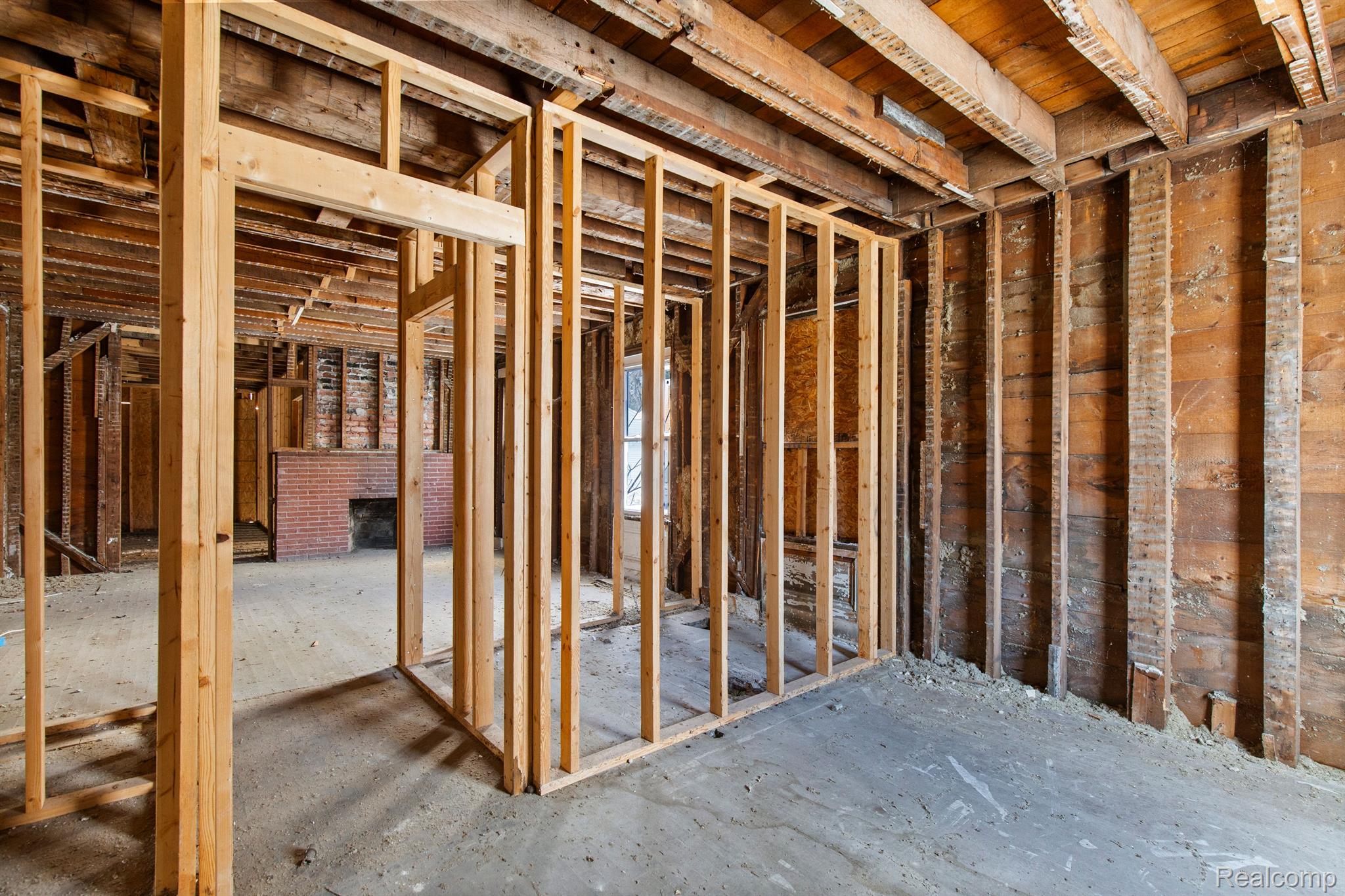 258 Orchard Lake Road Pontiac, MI 48341 - Photo 8 of 16 Gallery Image 8