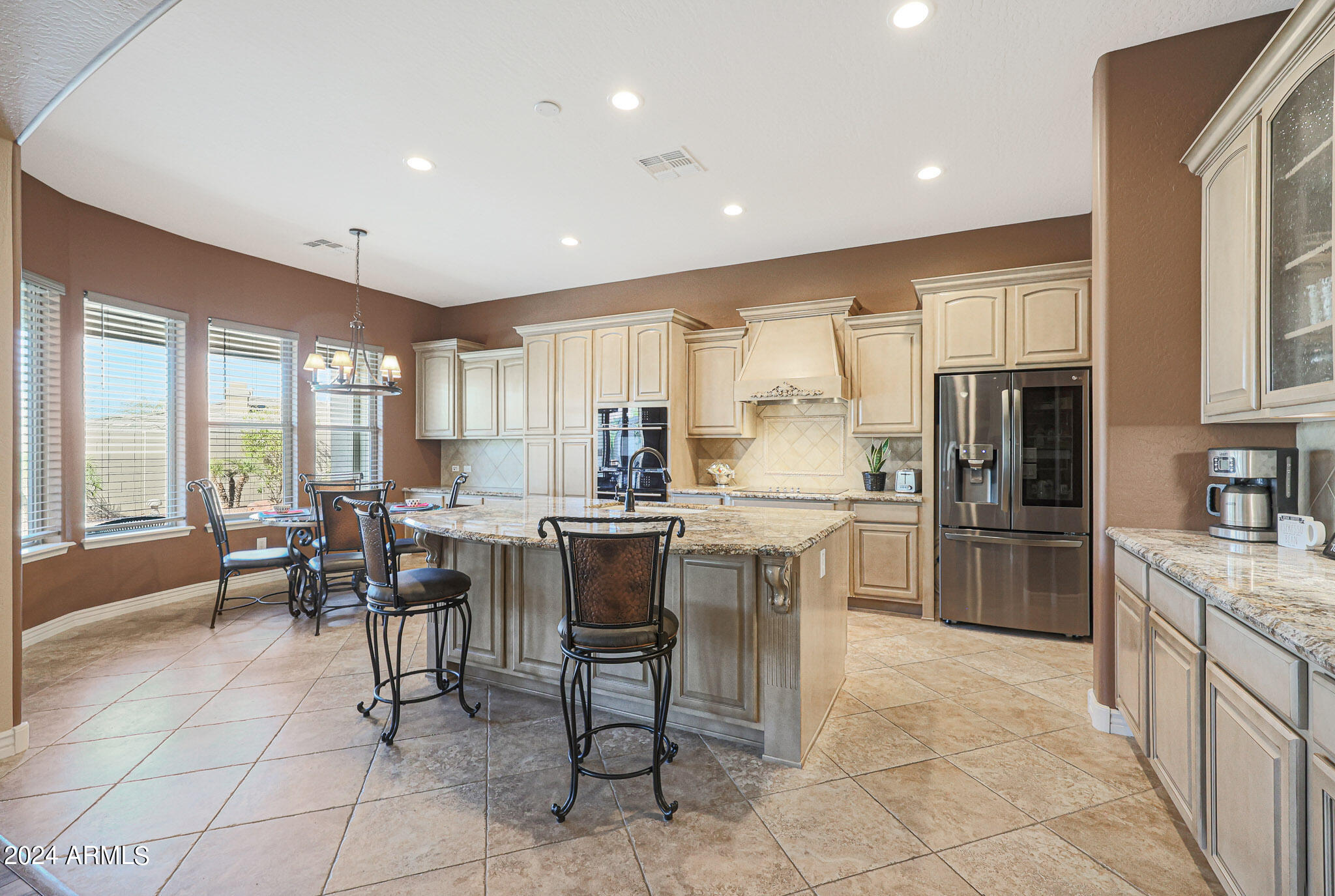 17931 West Narramore Road Goodyear, AZ 85338 - Photo 6 of 69 B (5)