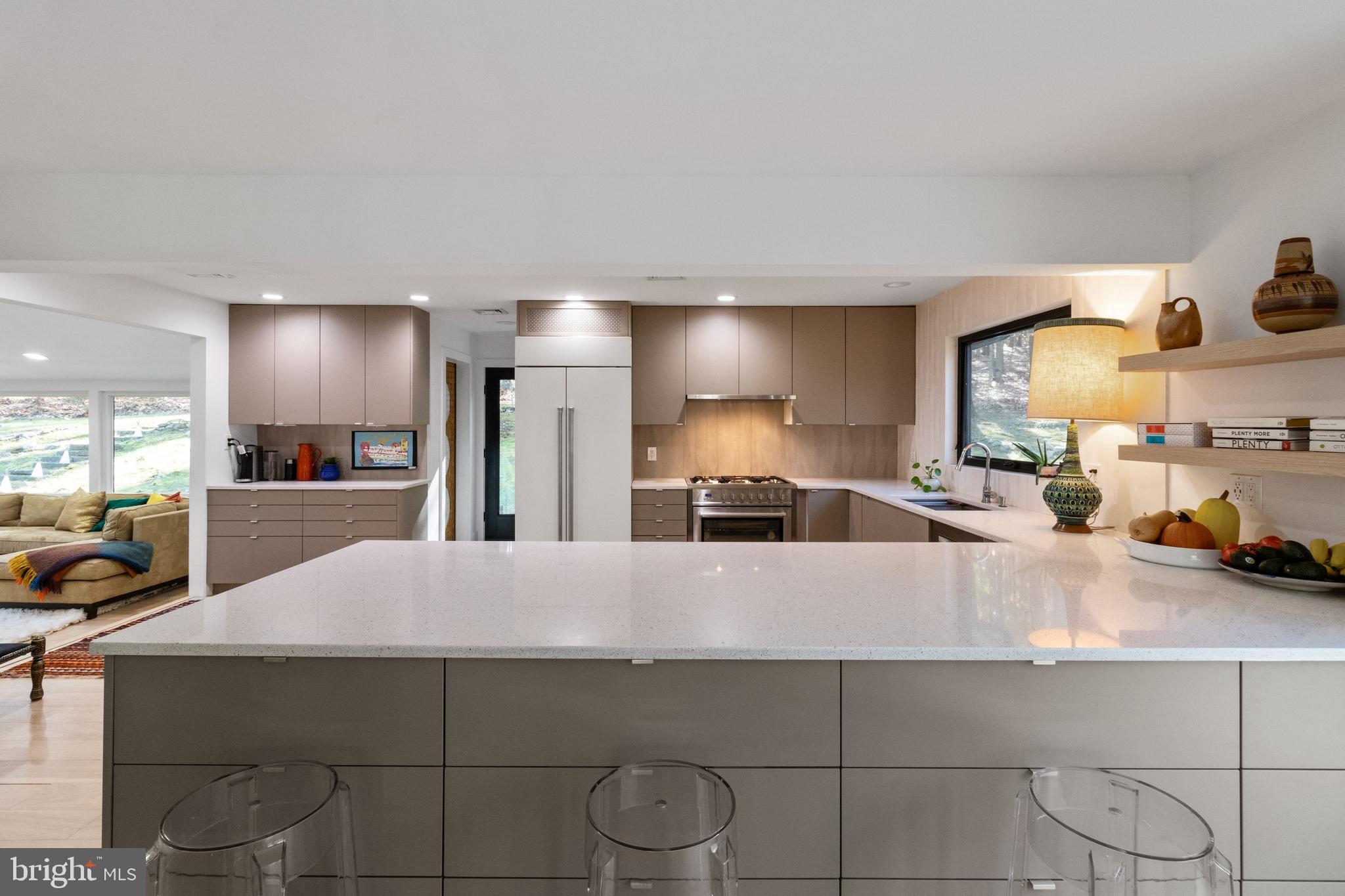 7036 Upper York Road New Hope, PA 18938 - Photo 11 of 45 Polished counter space and breakfast bar