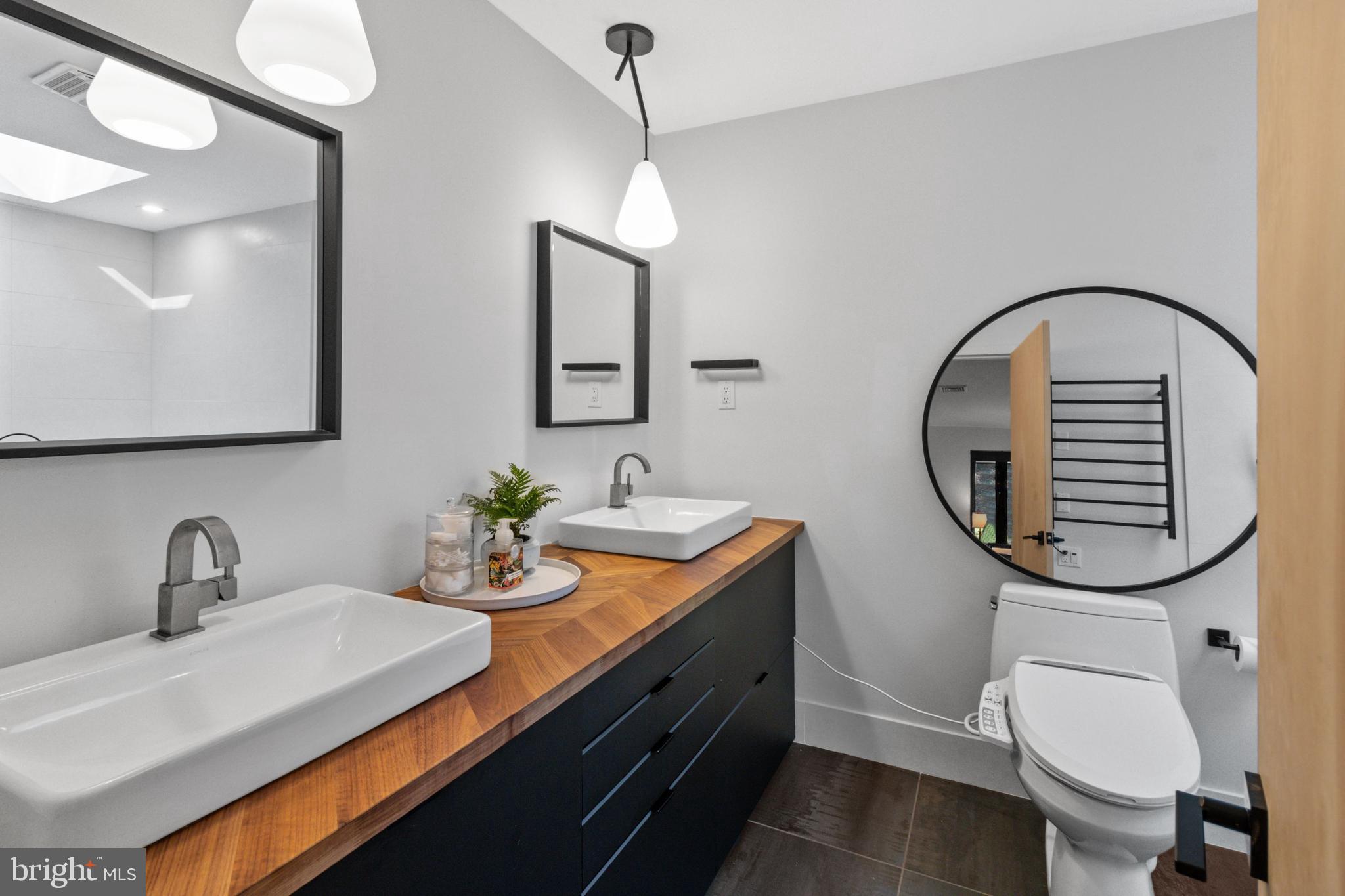 7036 Upper York Road New Hope, PA 18938 - Photo 18 of 45 Main Bathroom w radiant heated floor