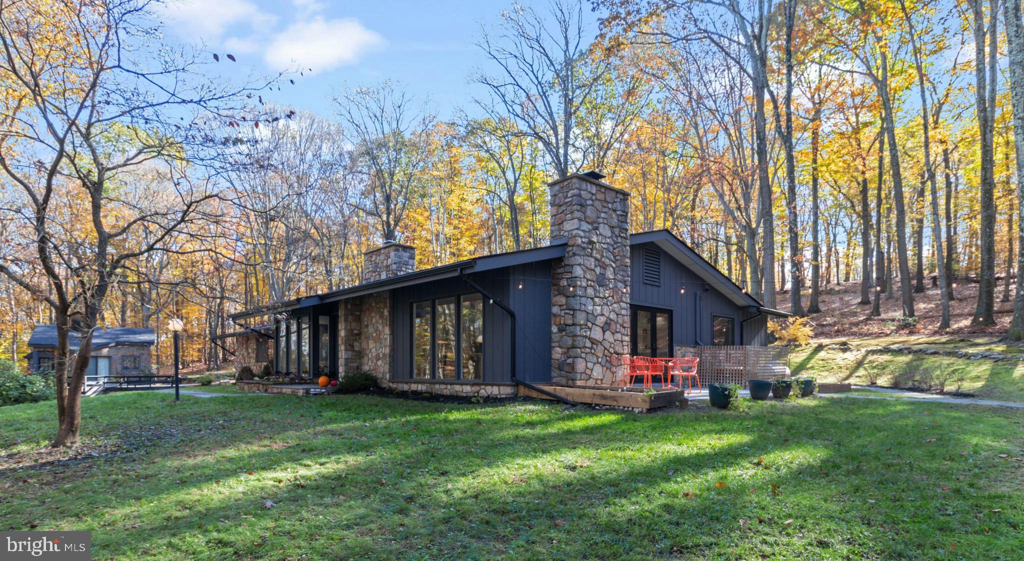 7036 Upper York Road New Hope, PA 18938 - Photo 31 of 45 Side Patio off of Dining Area