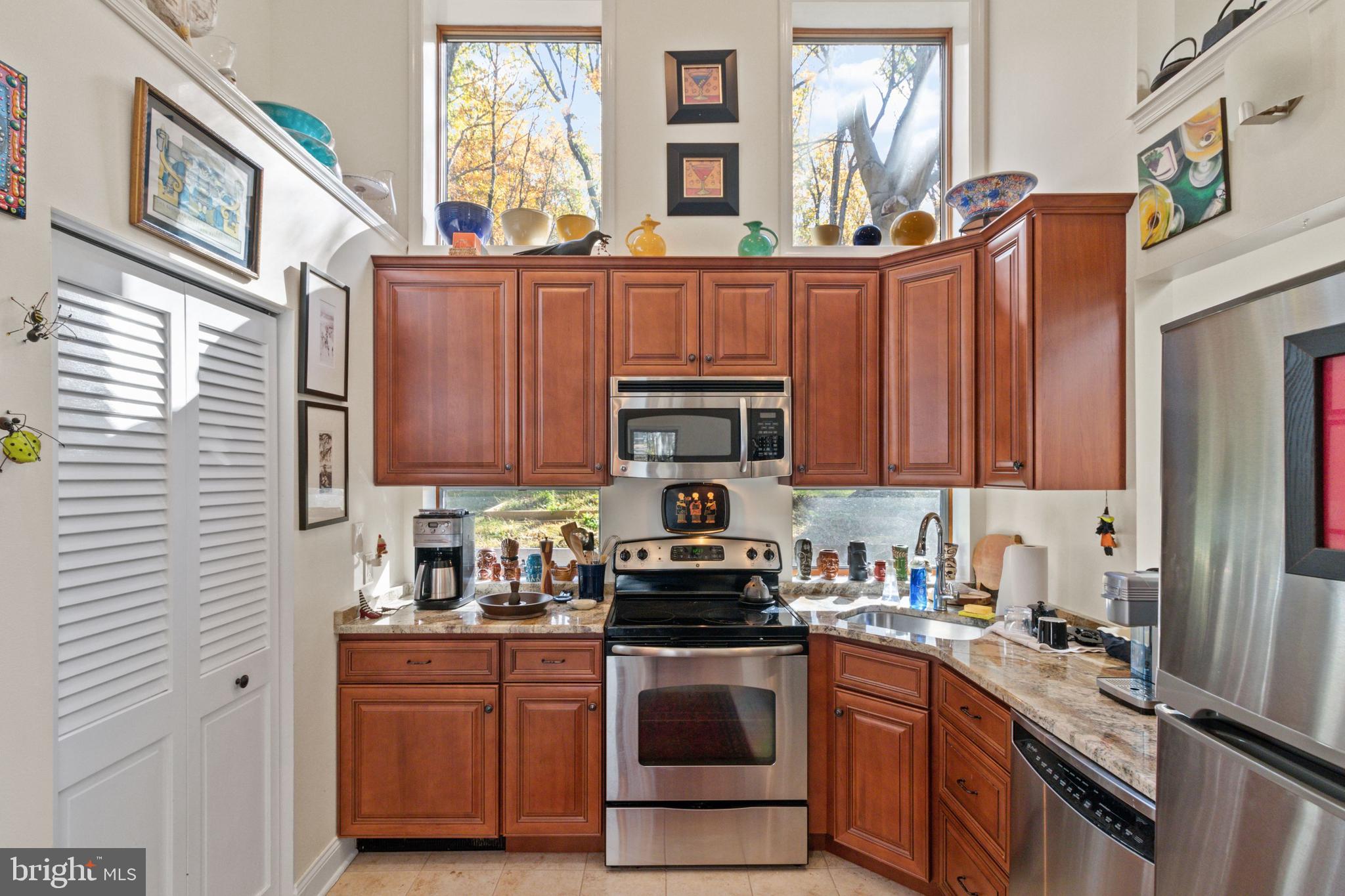 7036 Upper York Road New Hope, PA 18938 - Photo 37 of 45 Apartment Kitchen