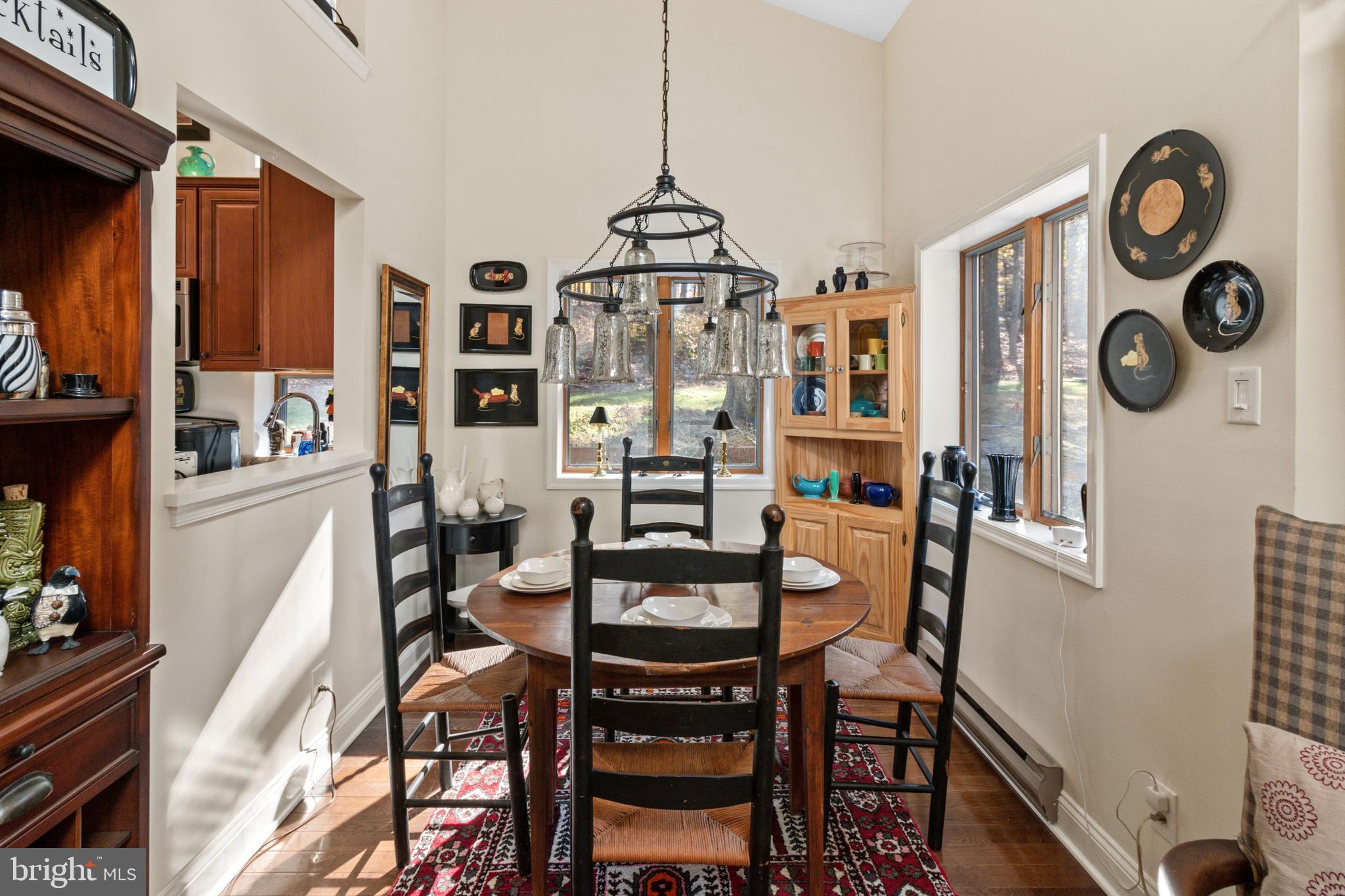 7036 Upper York Road New Hope, PA 18938 - Photo 38 of 45 Apartment Dining Area