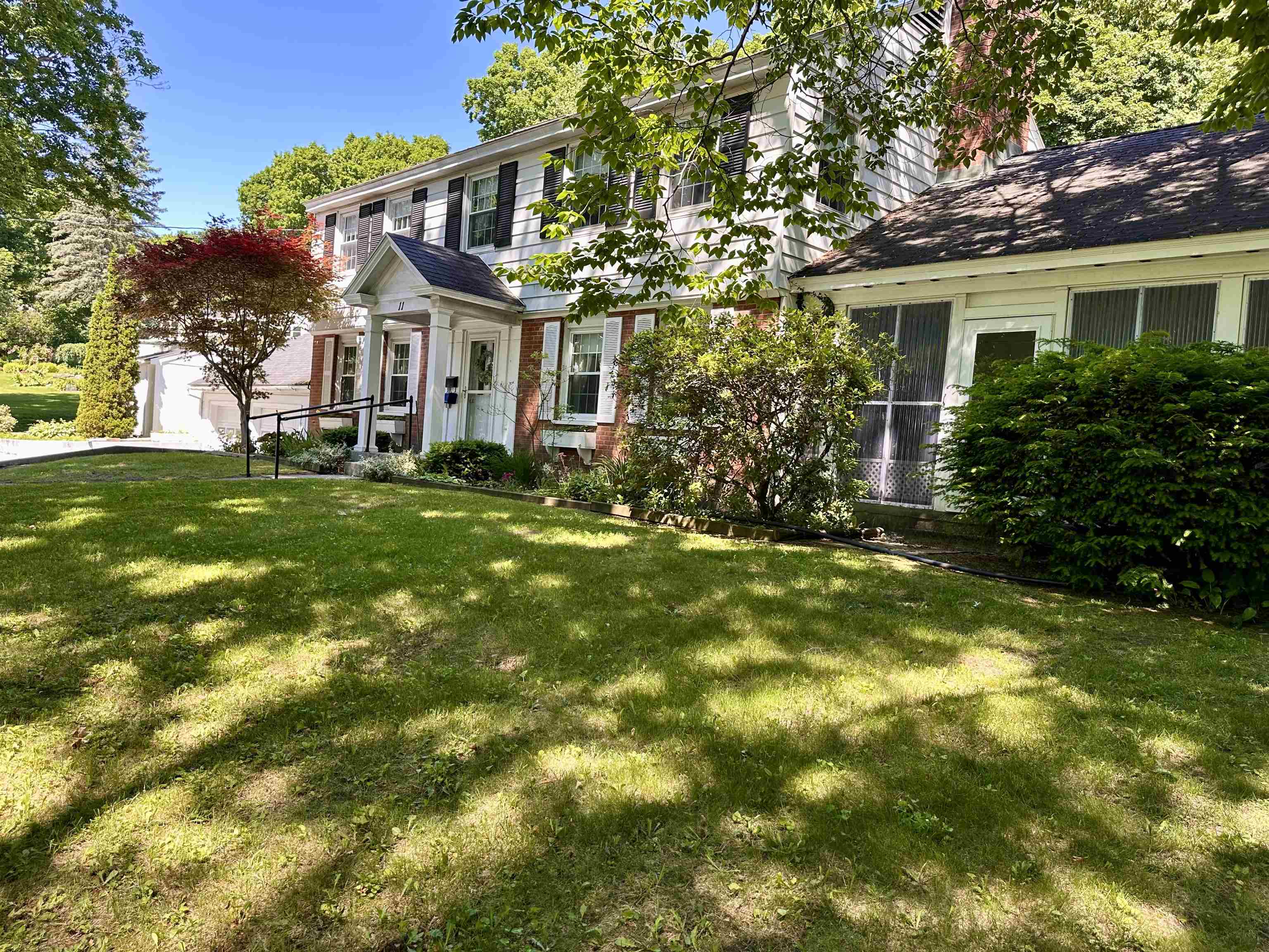 11 Prospect Street St. Albans, VT 05478 - Photo 1 of 16
