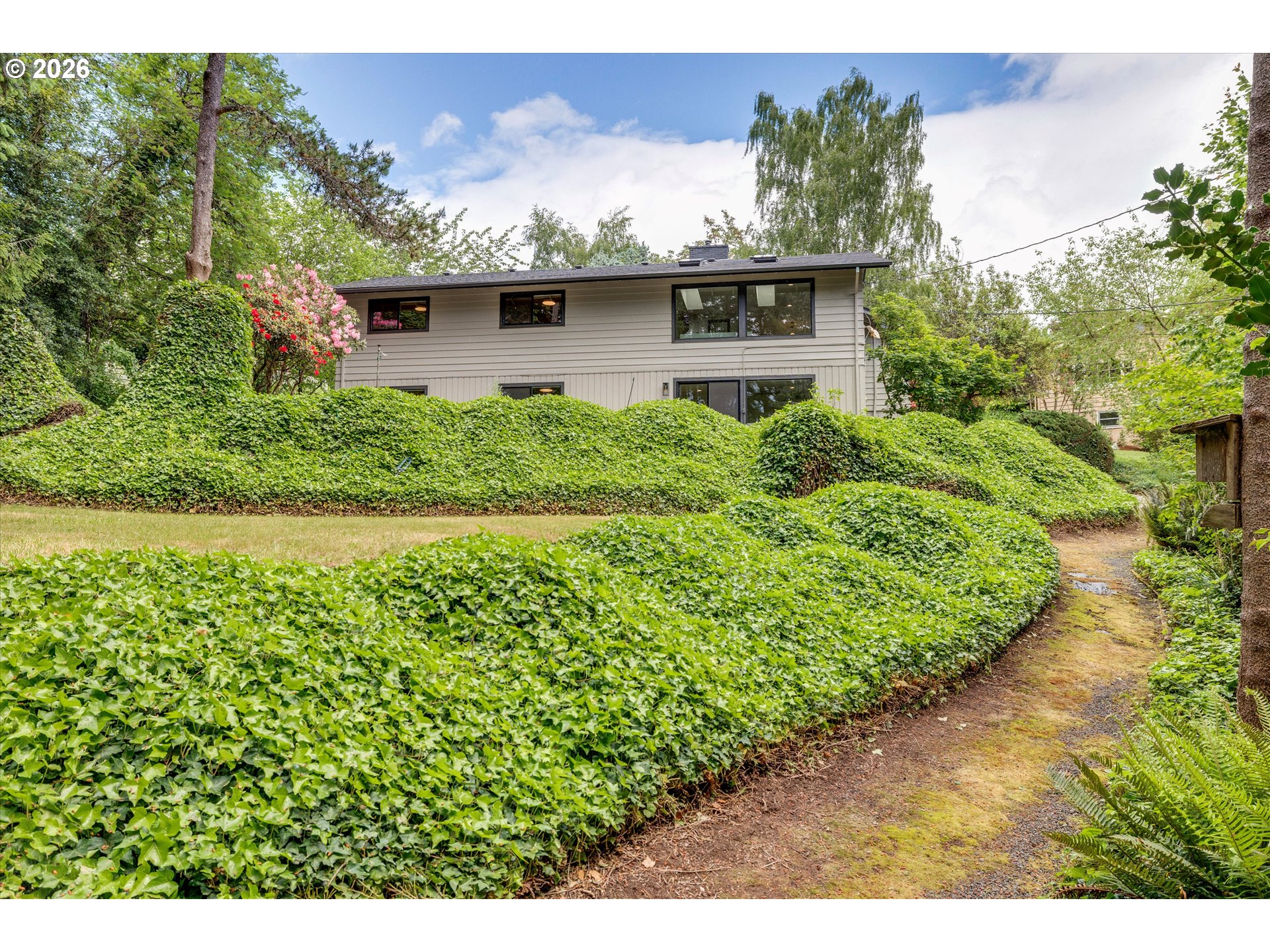 8560 Southwest Gayle Lane Portland, OR 97225 - Photo 40 of 47