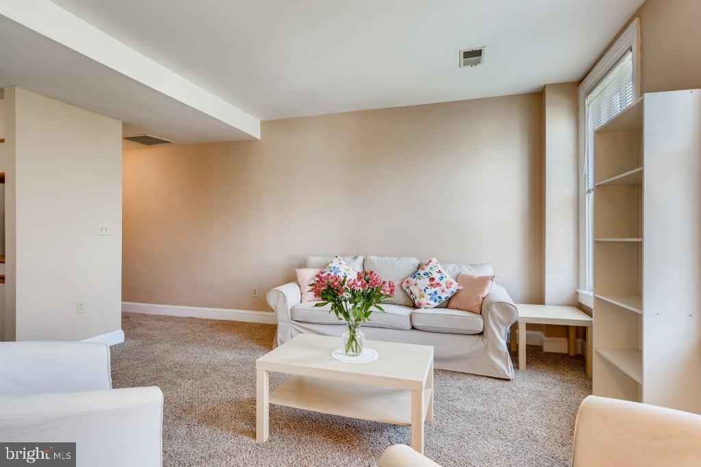 1435 Bolton Street, Unit 2 Baltimore, MD 21217 - Photo 18 of 45