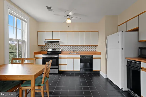 $1,650 | 1435 Bolton Street, Unit 2, Baltimore, MD 21217