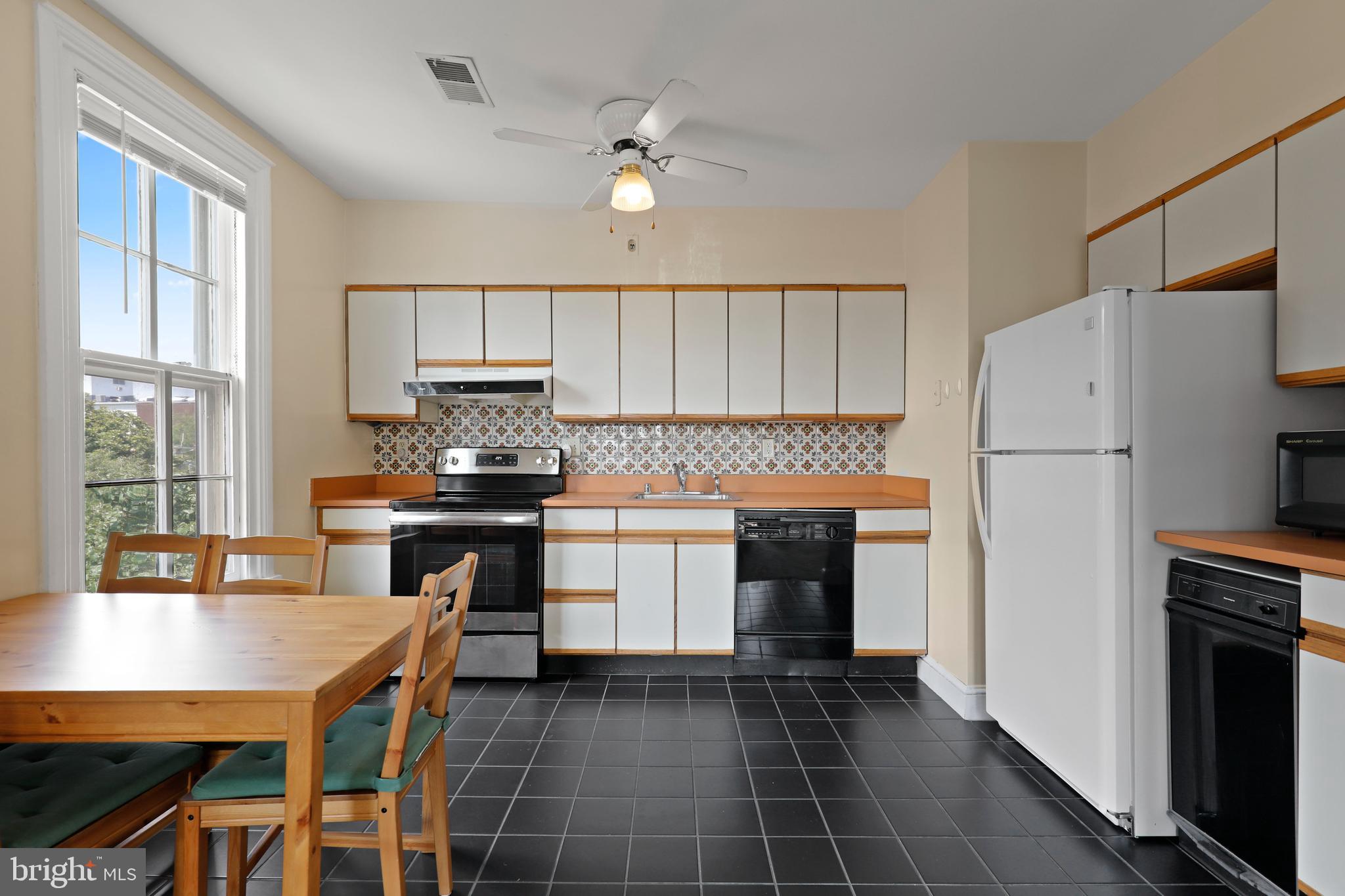 1435 Bolton Street, Unit 2 Baltimore, MD 21217 - Photo 25 of 45 Super clean European cabinets