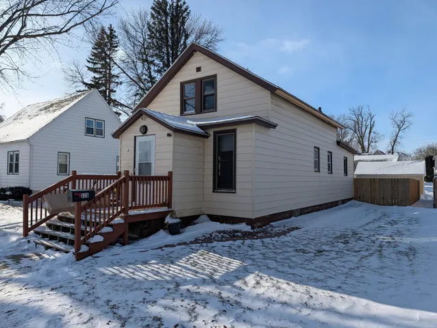 $135,000 | 526 1st Avenue Southeast, Wells, MN 56097