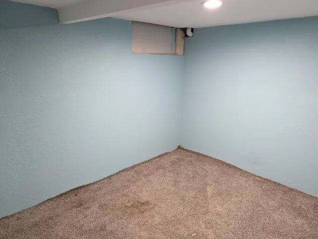 $135,000 | 526 1st Avenue Southeast, Wells, MN 56097