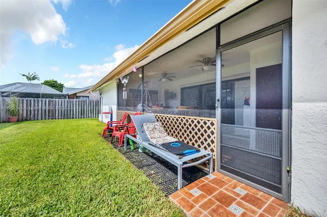 $530,000 | 10640 Northwest 32nd Street, Sunrise, FL 33351