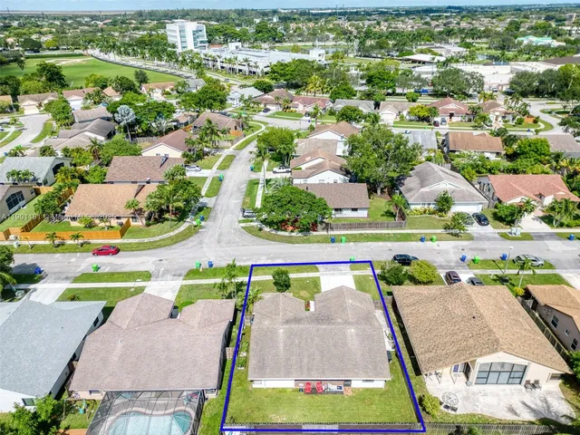 $530,000 | 10640 Northwest 32nd Street, Sunrise, FL 33351