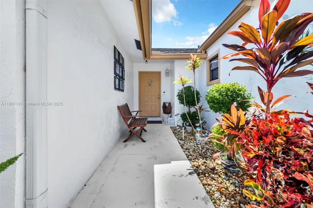 $530,000 | 10640 Northwest 32nd Street, Sunrise, FL 33351