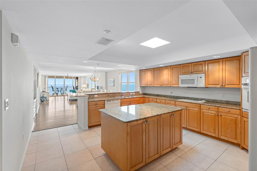 16326 Gulf Boulevard, Unit 510 Redington Beach, FL 33708 - Photo 10 of 40