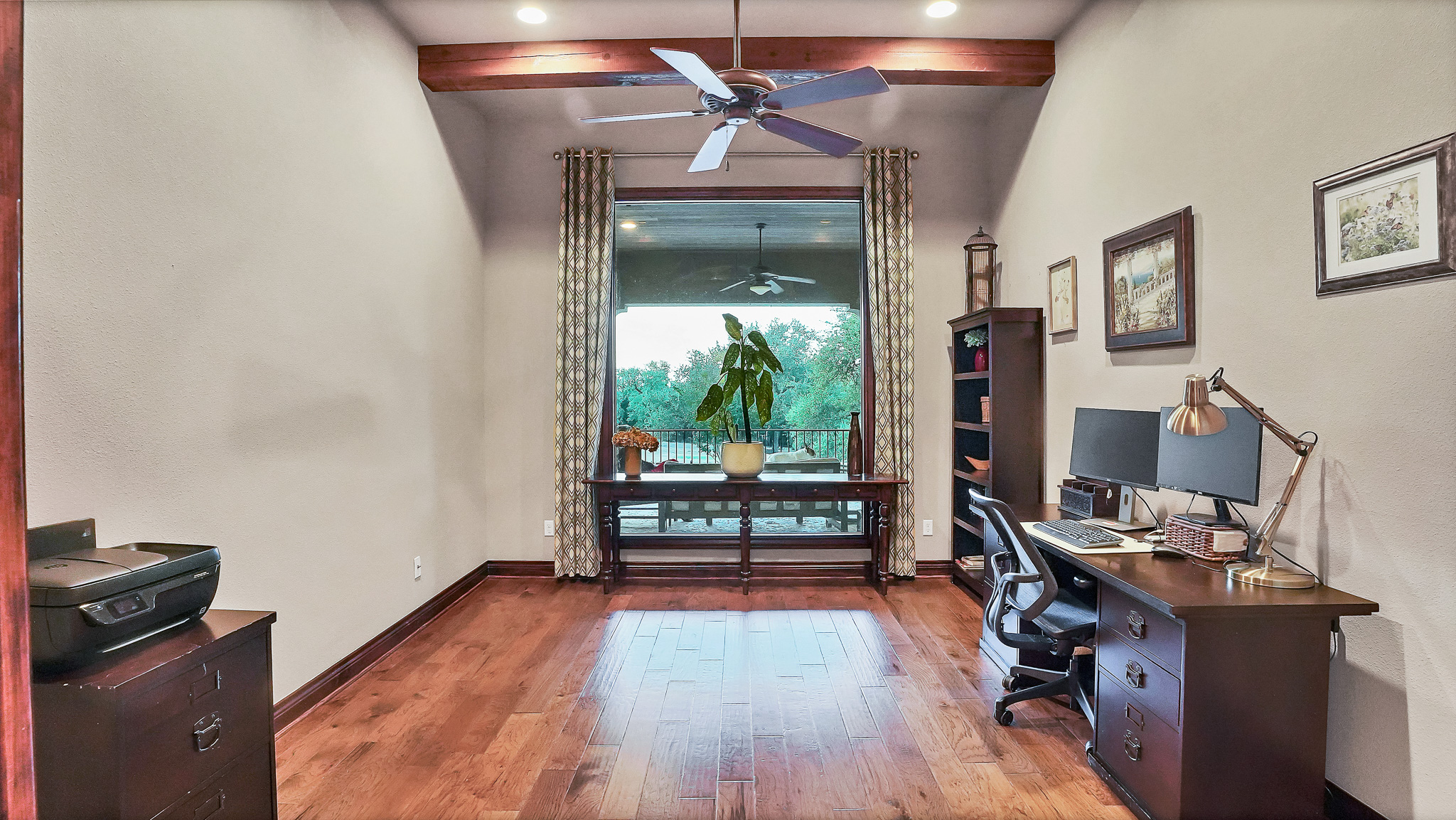 409 Escalera Parkway Georgetown, TX 78628 - Photo 20 of 40 a living room with furniture and a flat screen tv