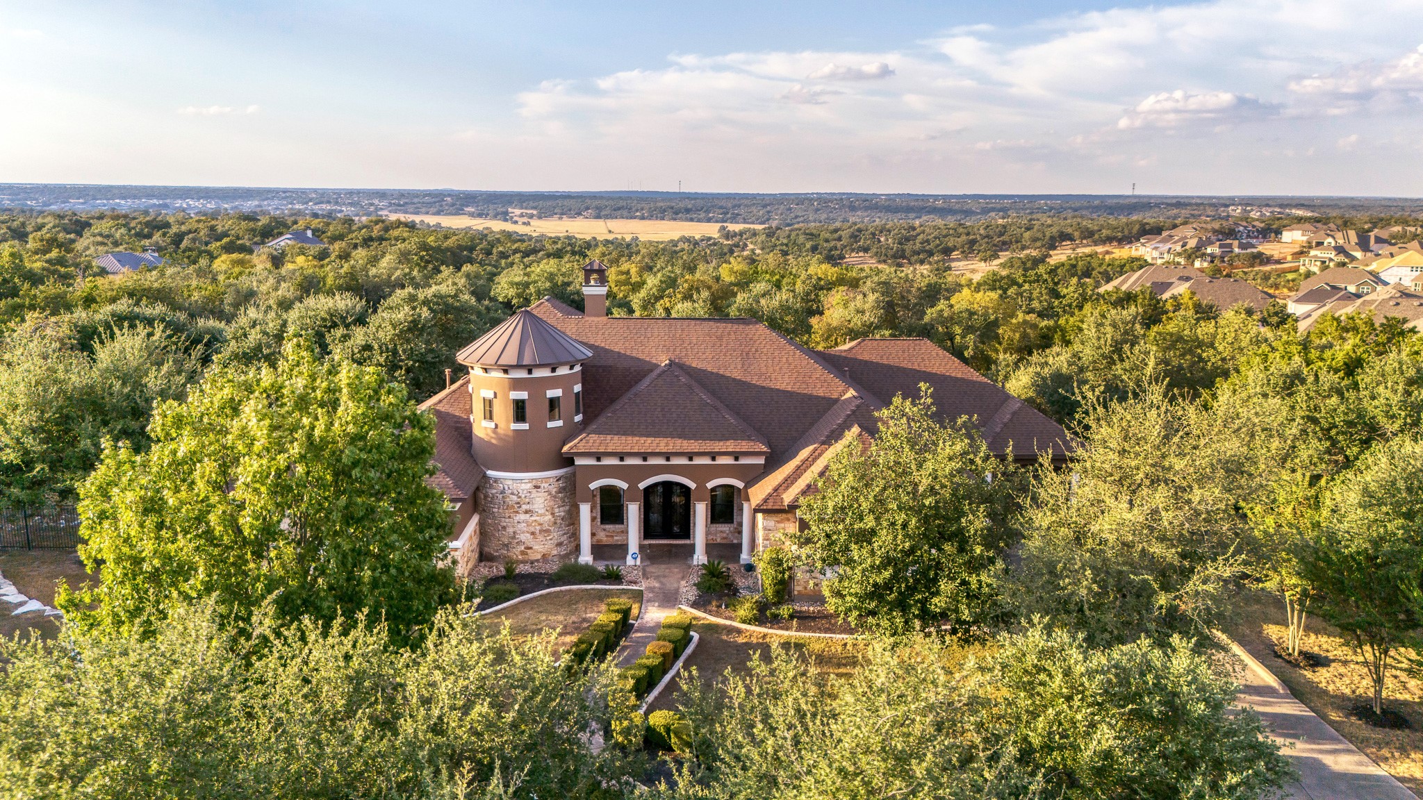 409 Escalera Parkway Georgetown, TX 78628 - Photo 37 of 40 a view of a city