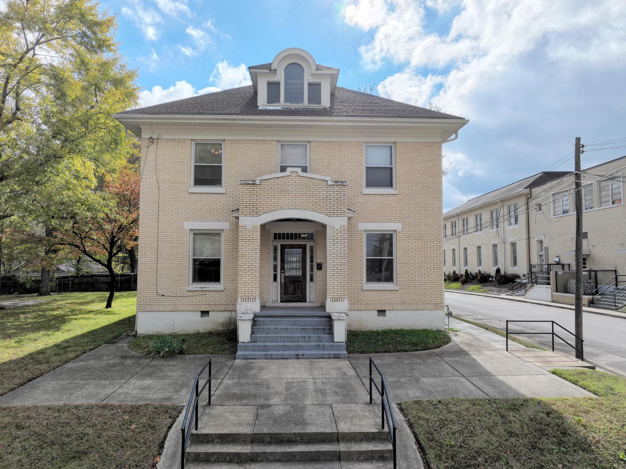 2575 Yale Avenue, Memphis, TN 38112 Compass