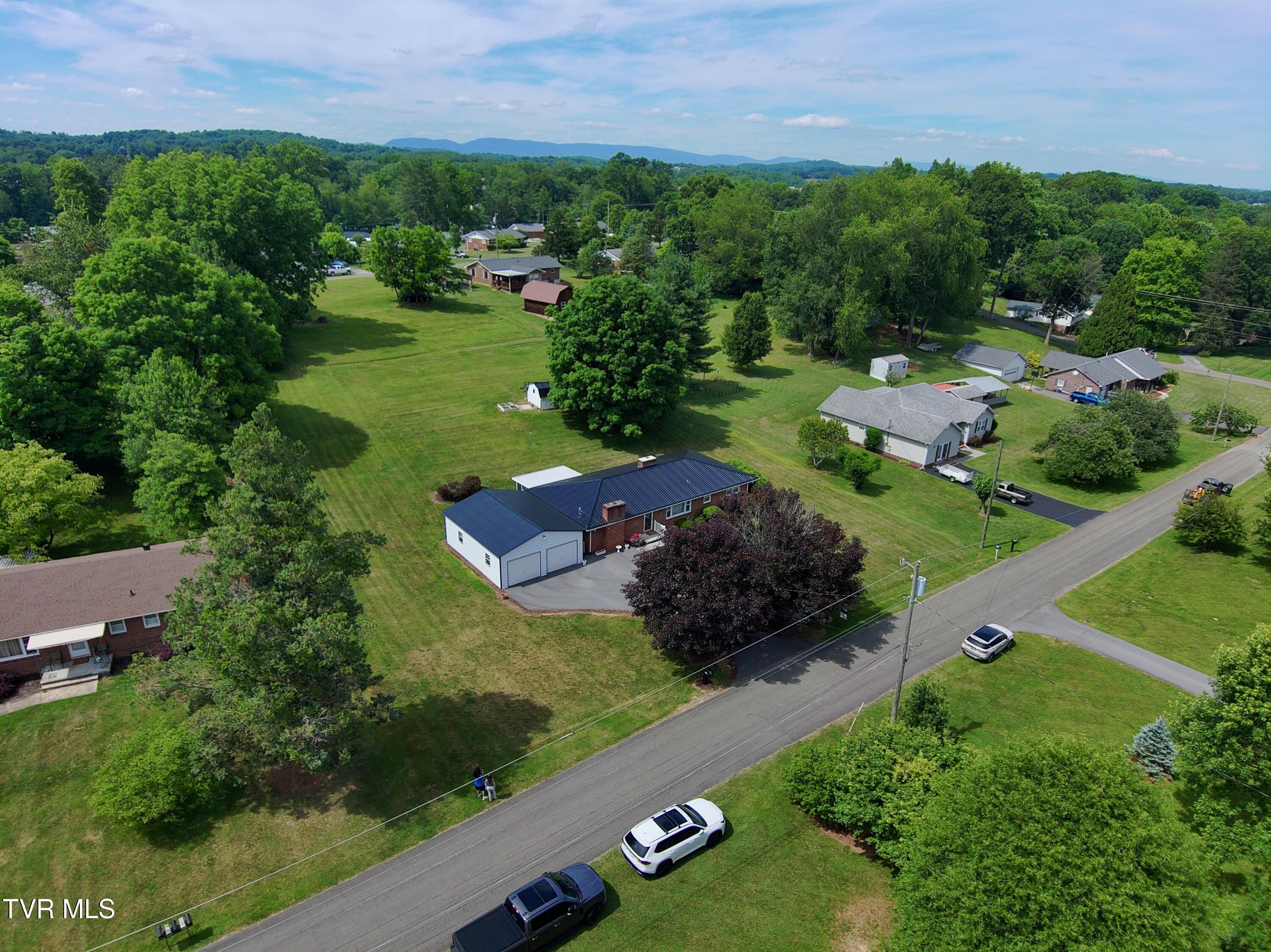 20495 Blue Spruce Road Bristol, VA 24202 - Photo 23 of 24 Drone 4.jpeg bs
