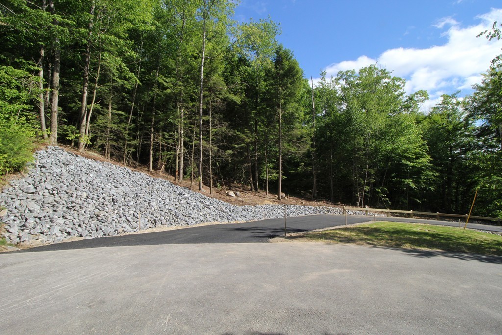 576 Barre Road Templeton, MA 01468 - Photo 7 of 30