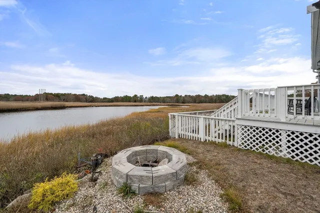 $404,900 | 156 Sandwich Road, Wareham, MA 02571