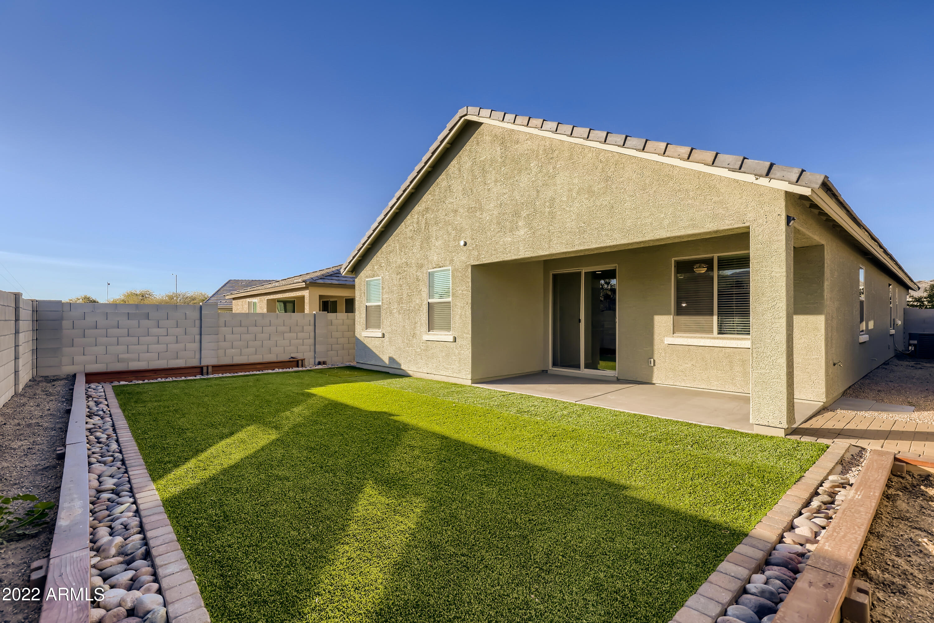 2413 East Beverly Road Phoenix, AZ 85042 - Photo 32 of 33 Gallery Image 32