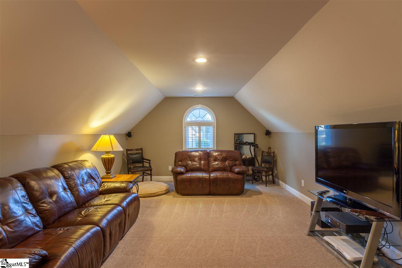 118 River Oaks Road Greer, SC 29650 - Photo 33 of 35 Gallery Image 33