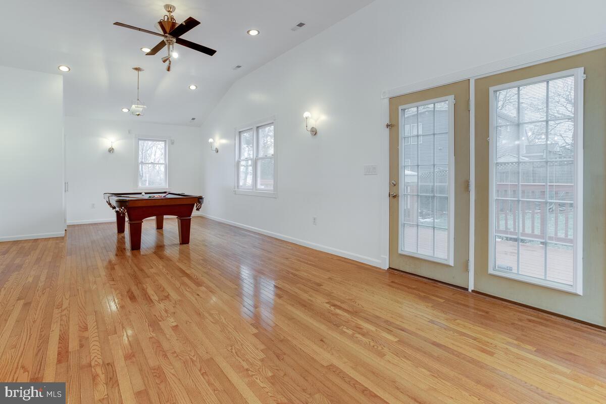 10506 Hayes Avenue Silver Spring, MD 20902 - Photo 22 of 45 Combination Family Rm. w/Dinning Rm.