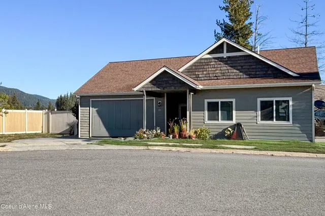 $610,000 | 318 Creekview Court, Sandpoint, ID 83864