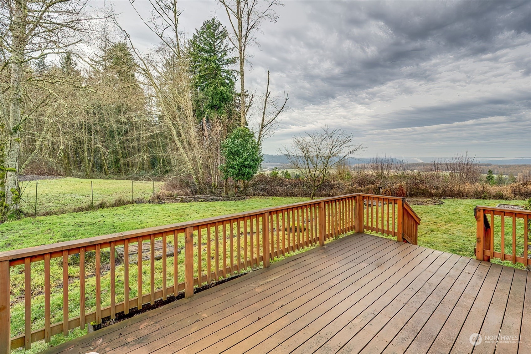 137 Ridgecrest Drive Longview, WA 98632 - Photo 36 of 40 a view of balcony with hardwood and wooden floor