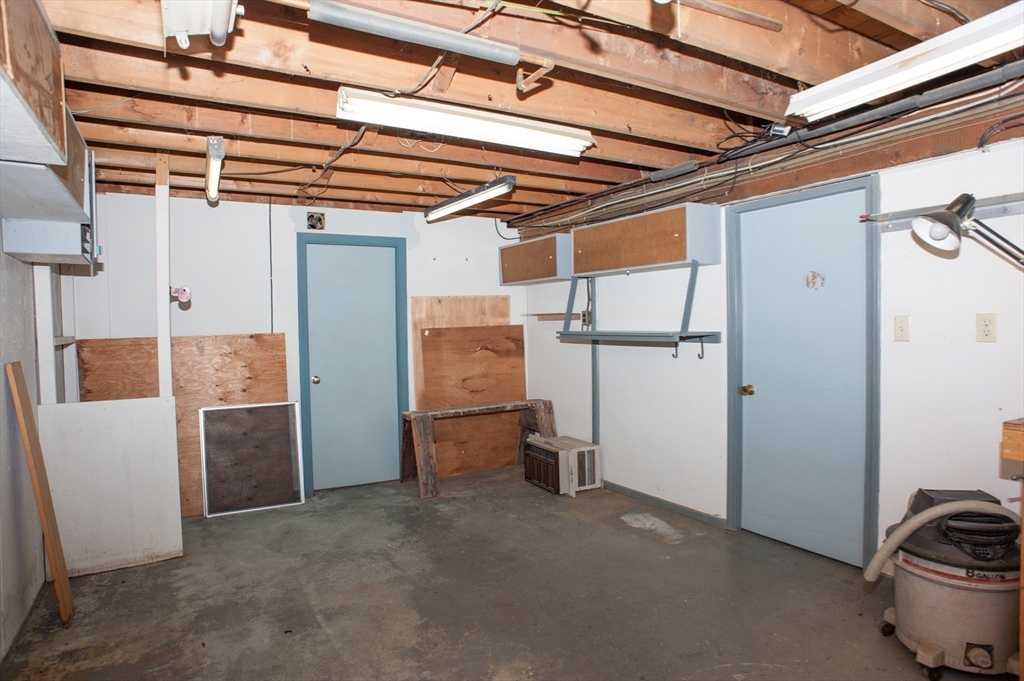 201 Prescott Road Northbridge, MA 01588 - Photo 29 of 41