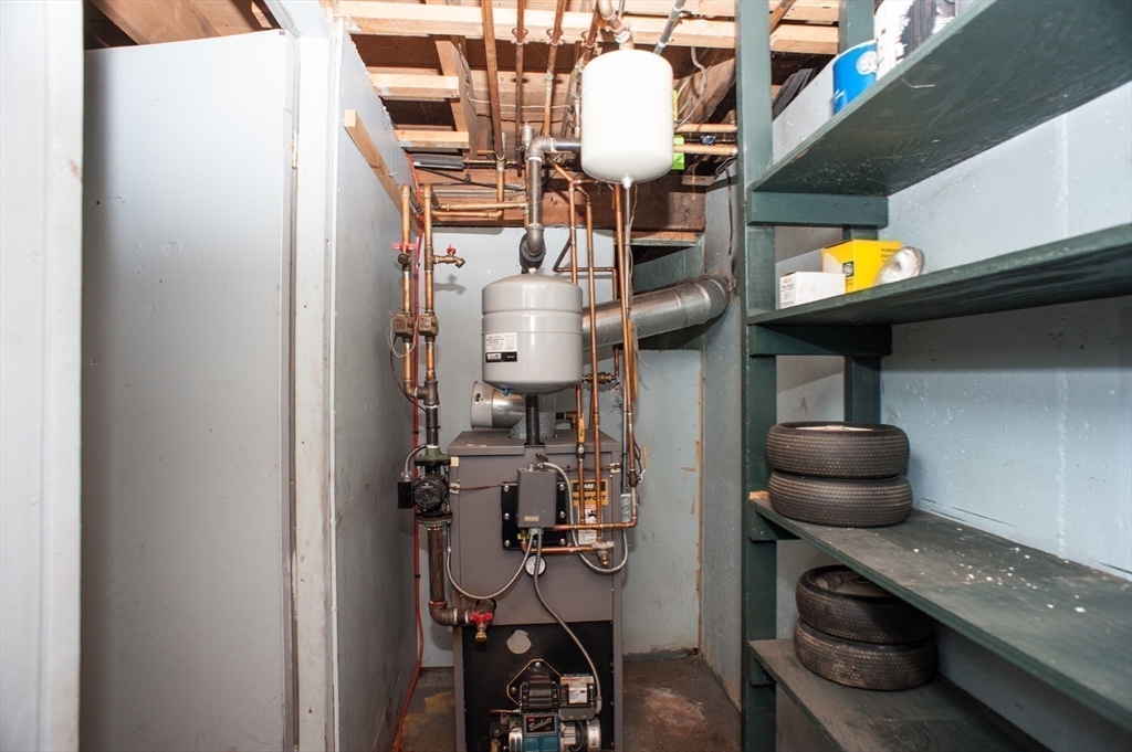 201 Prescott Road Northbridge, MA 01588 - Photo 32 of 41