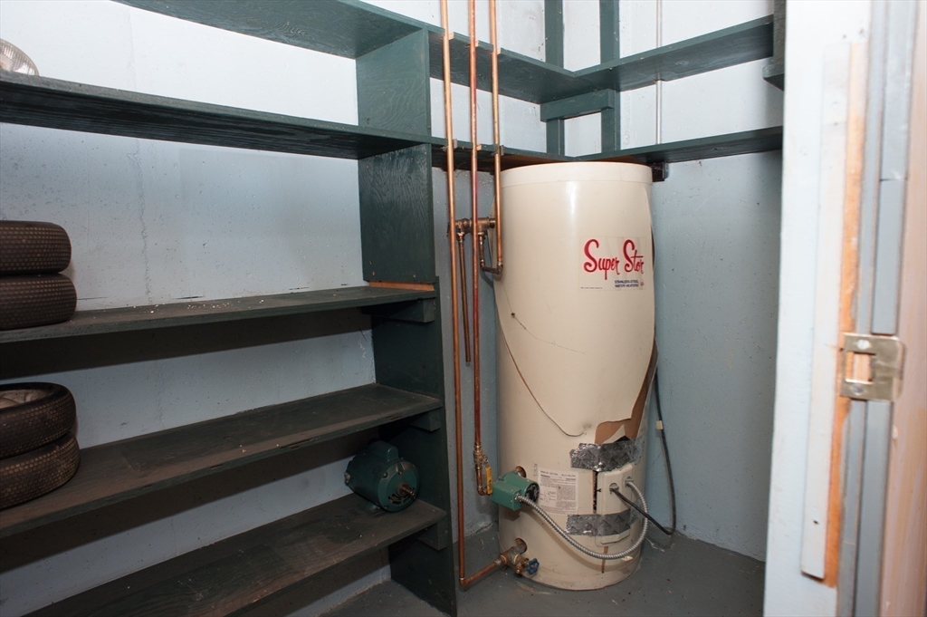 201 Prescott Road Northbridge, MA 01588 - Photo 33 of 41