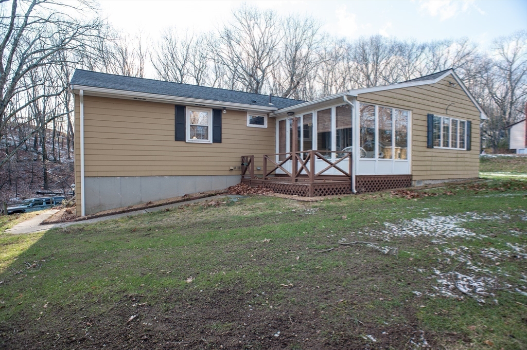 201 Prescott Road Northbridge, MA 01588 - Photo 38 of 41