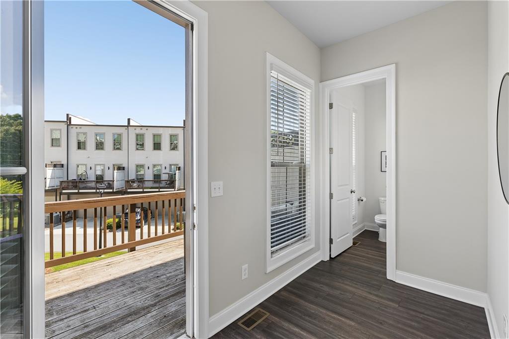 857 Constellation Drive Decatur, GA 30033 - Photo 19 of 48 Gallery Image 19
