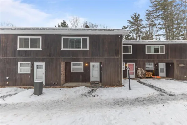 $615,000 | 67 Fox Hill Road, Unit 3, Stowe, VT 05672