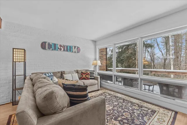 $668,000 | 67 Fox Hill Road, Unit 3, Stowe, VT 05672