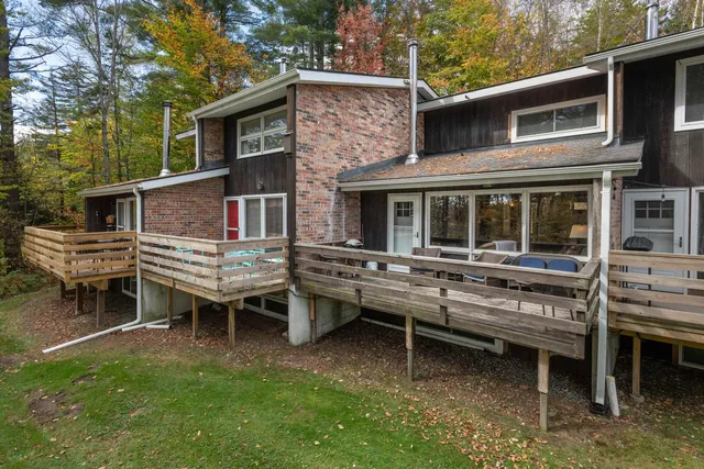 $668,000 | 67 Fox Hill Road, Unit 3, Stowe, VT 05672