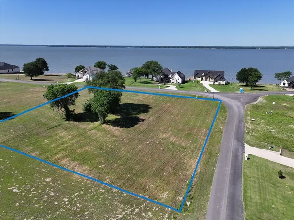 $175,000 | 551 Shoreline Drive, Mabank, TX 75143