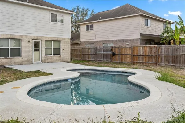 $230,000 | 332 Roundup Circle, Edinburg, TX 78539