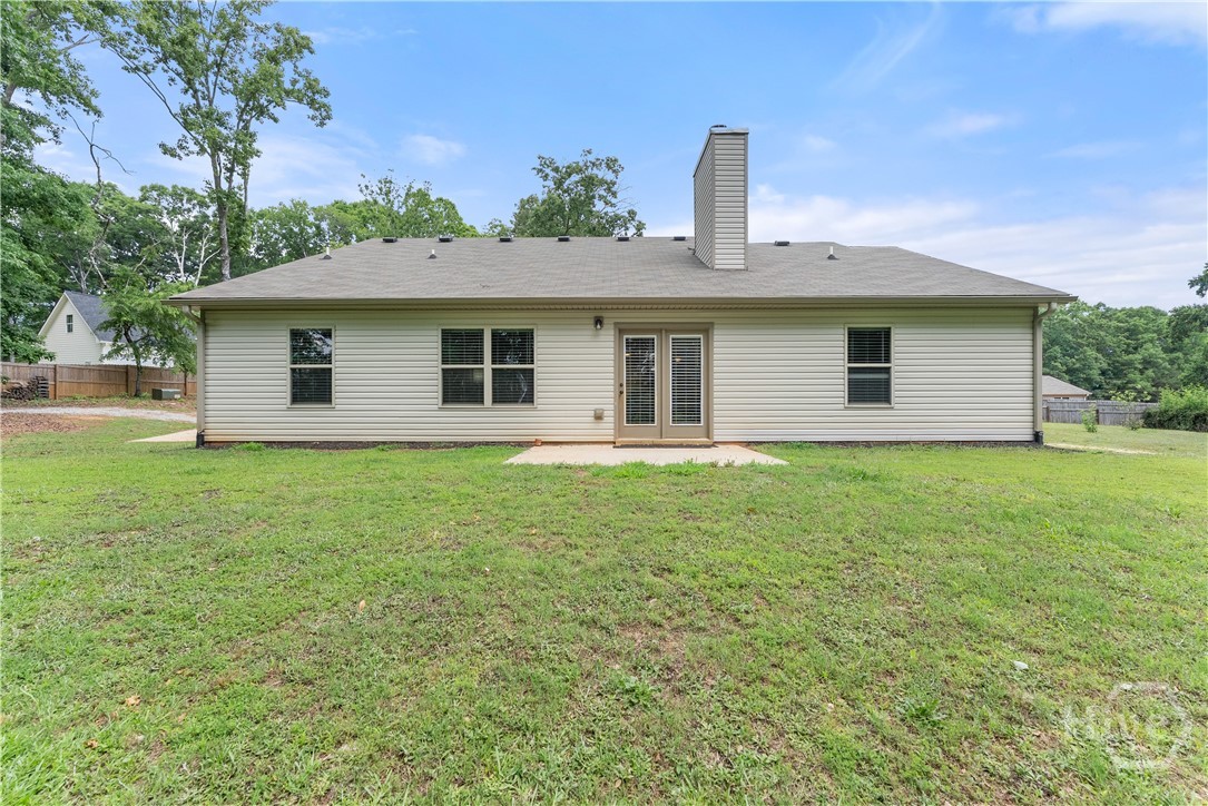 150 Paul Smith Road Hull, GA 30646 - Photo 3 of 24 Back View
