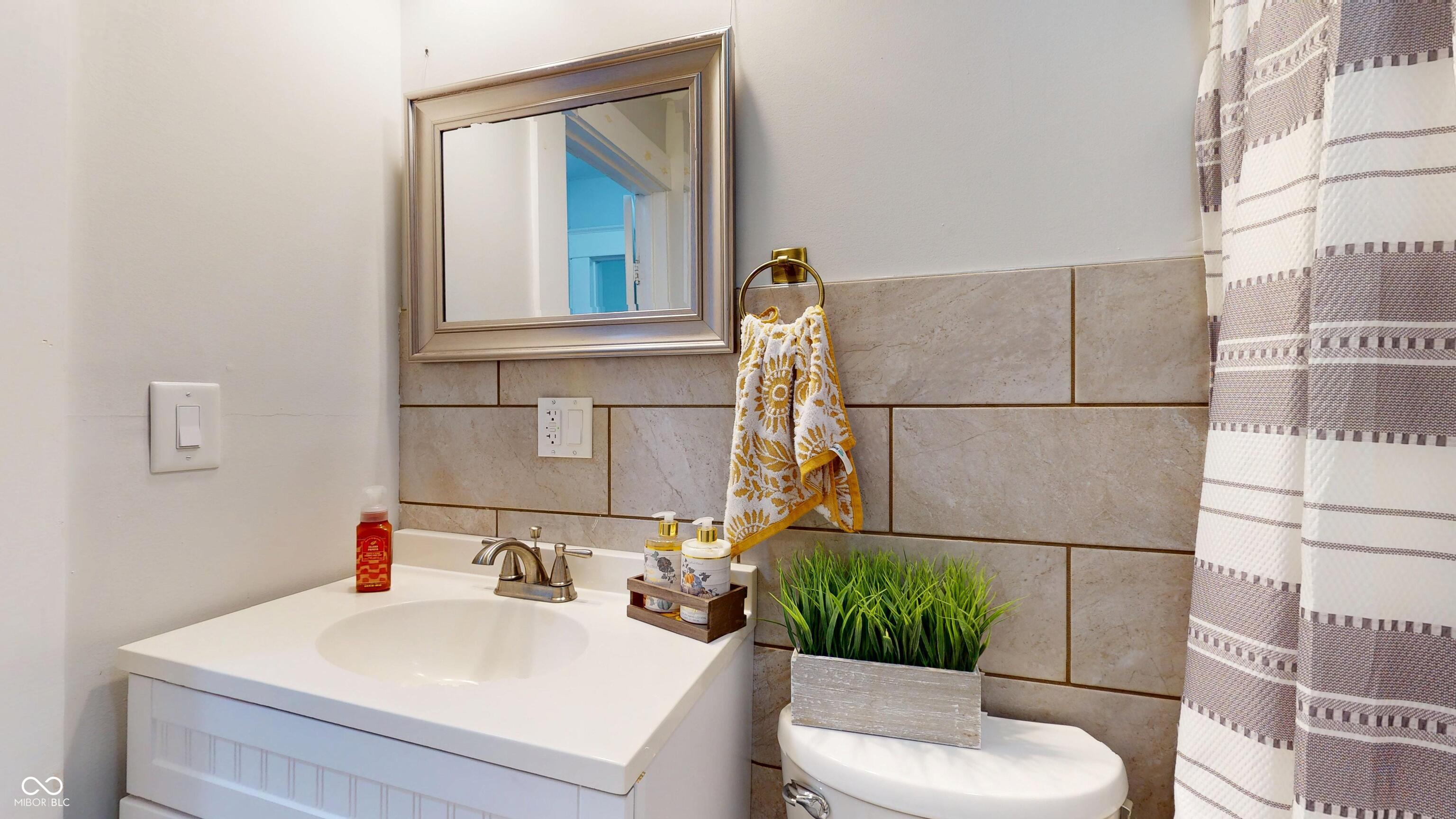 218 Greenberry Street Marion, IN 46952 - Photo 15 of 33