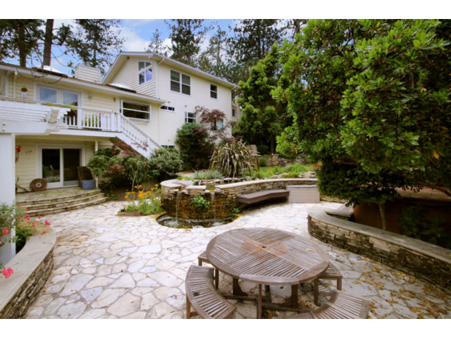 293 Arrowhead Way Scotts Valley, CA 95066 - Photo 18 of 25 a view of a patio with table and chairs with wooden fence
