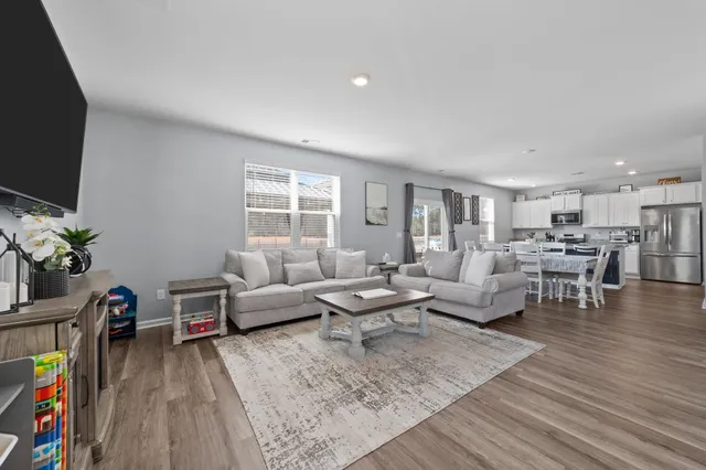 $385,000 | 1098 Ridgeford Drive, Conway, SC 29526