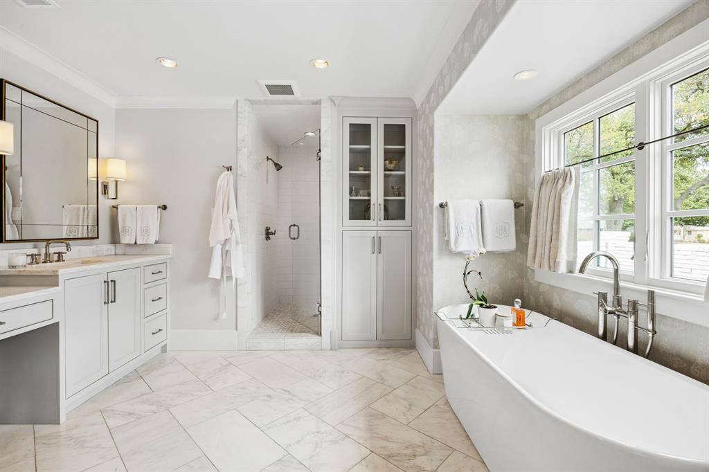 7114 Azalea Lane Dallas, TX 75230 - Photo 21 of 40